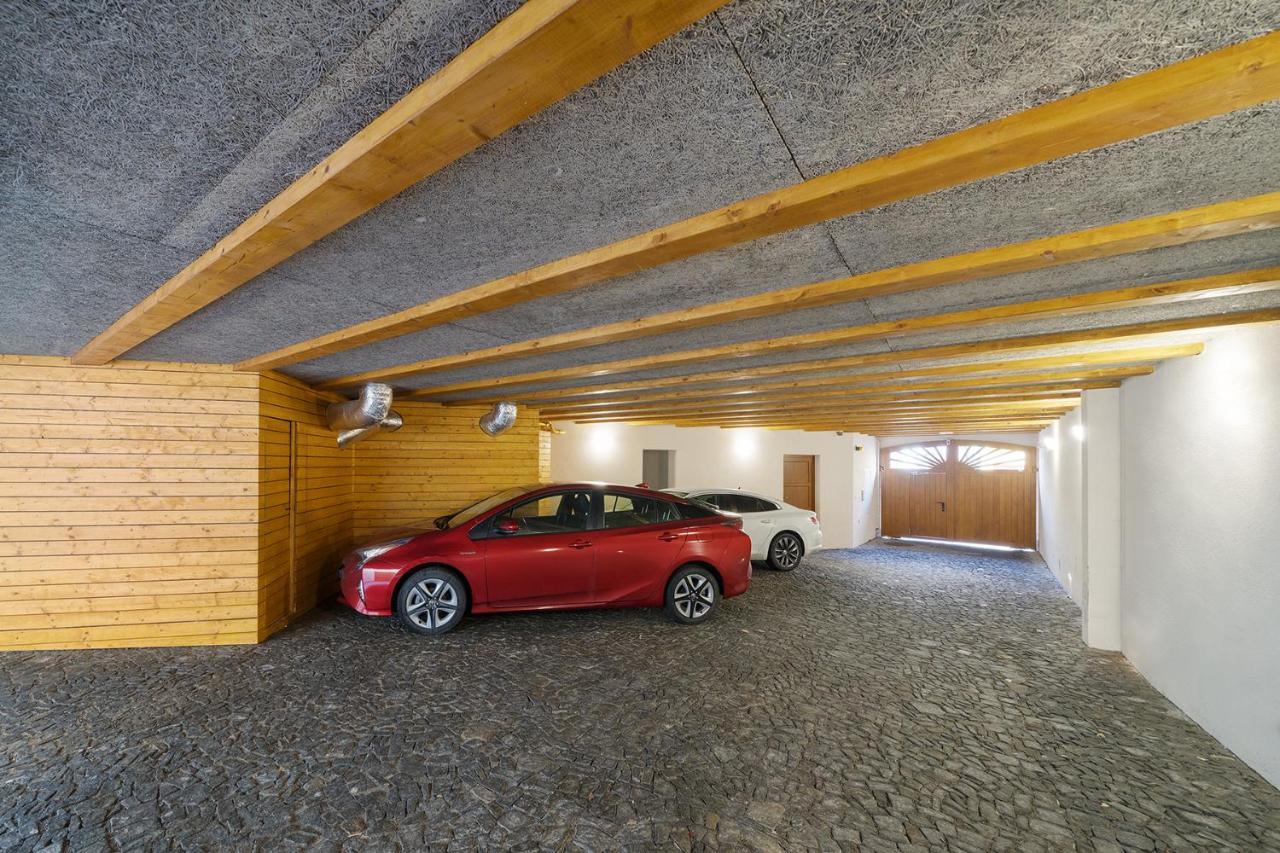 Hotel Bily Jednorozec Třeboň Exterior foto